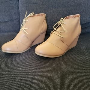 Dream Pairs Ankle Booties